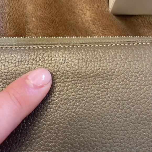 Celine butter soft zippy wallet made in Italy yellow inside pebbled leather - Picture 2 of 13